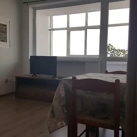 Laura's Апартаменти *